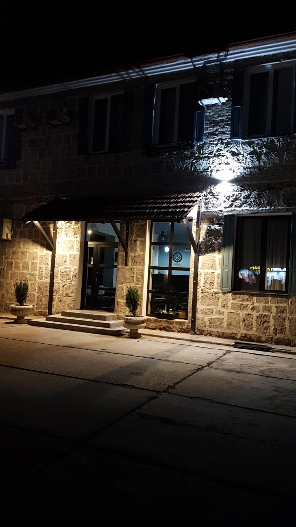 Hotel Aguna Kutaiszi Kültér fotó