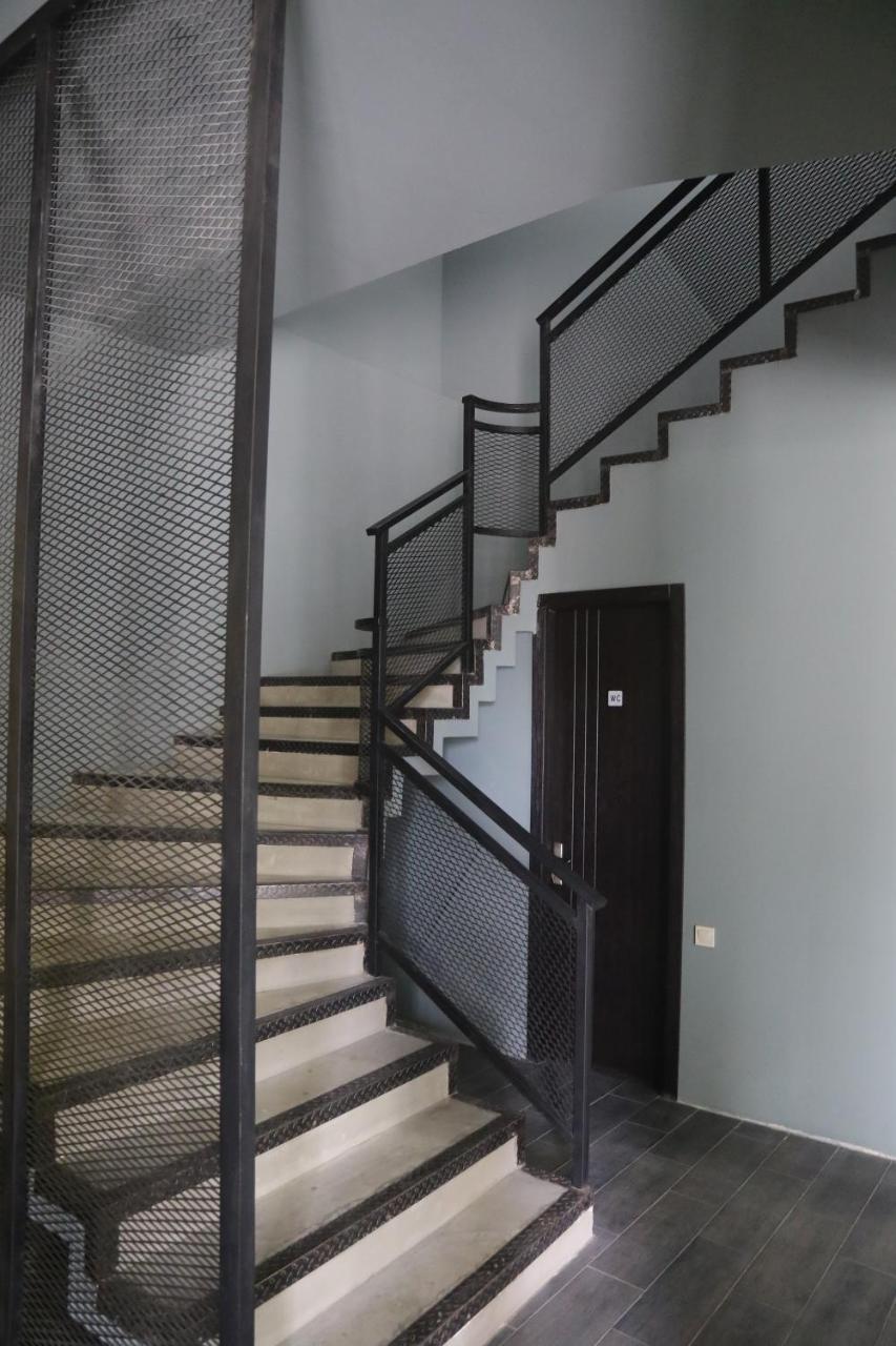 Hotel Aguna Kutaiszi Kültér fotó
